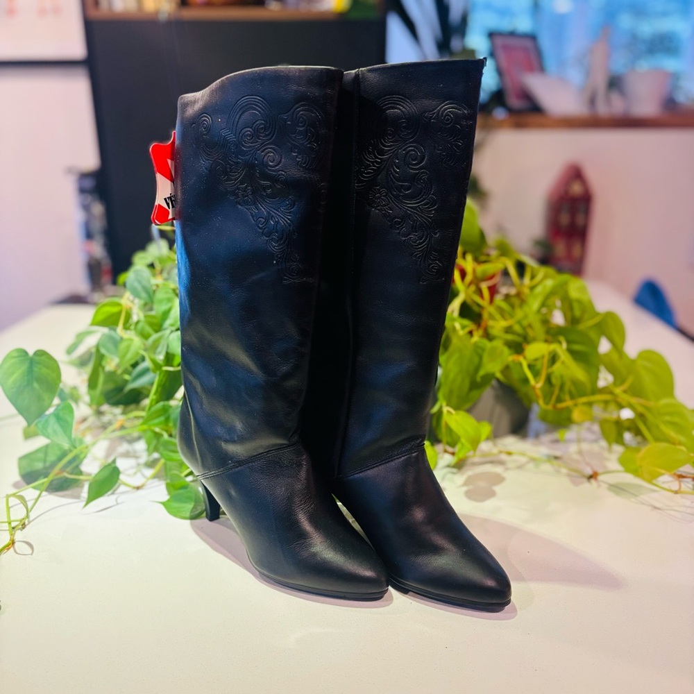 NWT-Rare Vintage Canadian Leather Winter Boots – Shearling Lined – Size 7B